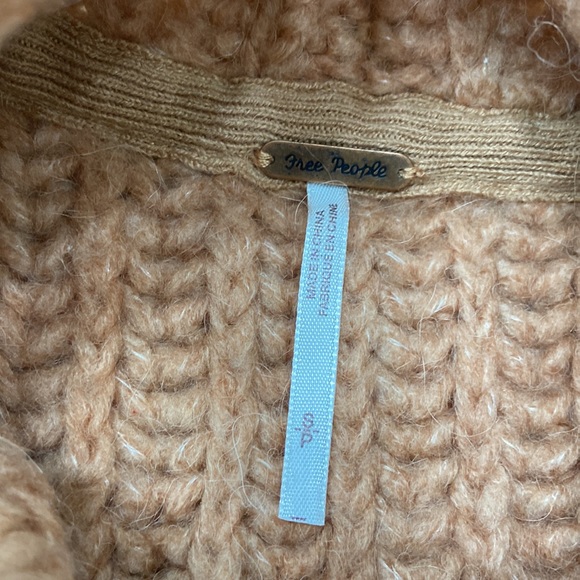 Free People Papaya Chunky Sweater. Size Small. NWT - Picture 6 of 9